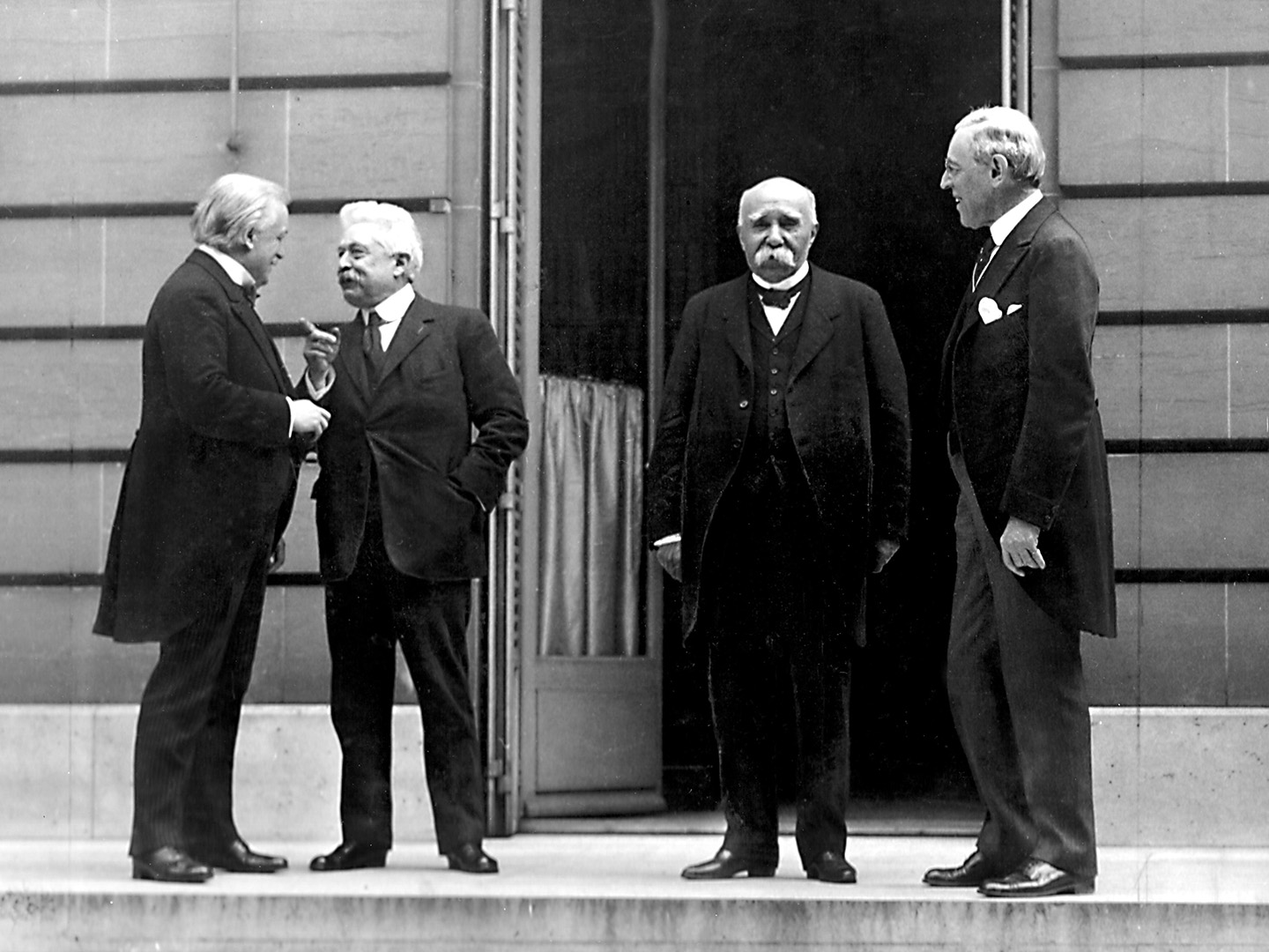 The Council of Four (from left to right): British Prime Minister David Lloyd George, Italian Prime Minister Vittorio Orlando, French Prime Minister Georges Clemenceau and American President Woodrow Wilson in Versailles.