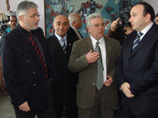 (Left to right) AGBU Armenian Representation Director Ashot 