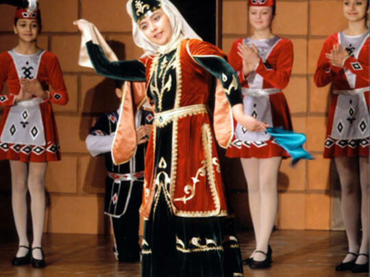 Young participant from Hayortats, the performing arts troupe
