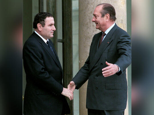 French President Jacques Chirac welcomes his Armenian counterpart Levon Ter Petrosyan prior to talks they had at Elysee Palace on October 14, 1997.